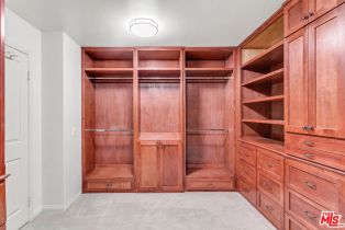 , 24901 Vista Verenda, Woodland Hills, CA 91367 - 25