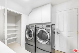 , 24901 Vista Verenda, Woodland Hills, CA 91367 - 58