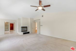 , 24901 Vista Verenda, Woodland Hills, CA 91367 - 16