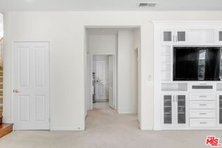 , 24901 Vista Verenda, Woodland Hills, CA 91367 - 56