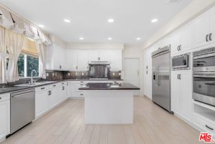 , 24901 Vista Verenda, Woodland Hills, CA 91367 - 55