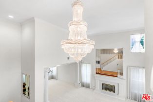 , 24901 Vista Verenda, Woodland Hills, CA 91367 - 43