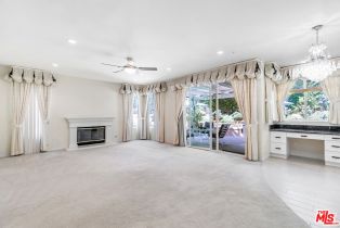 , 24901 Vista Verenda, Woodland Hills, CA 91367 - 44