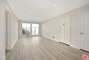 Apartment, 121 Crescent dr, Beverly Hills, CA 90212 - 5