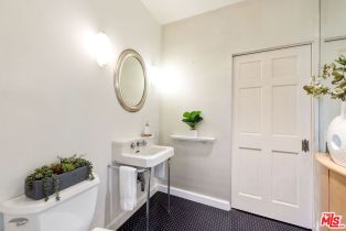 Single Family Residence, 2228 Walnut ave, Venice, CA 90291 - 28