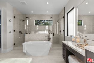 Single Family Residence, 17401 Rancho st, Encino, CA 91316 - 33