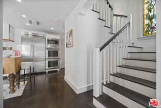 Single Family Residence, 1210 Cabrillo ave, Venice, CA 90291 - 8