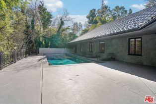 Single Family Residence, 4900 Queen Victoria rd, Woodland Hills, CA 91364 - 55