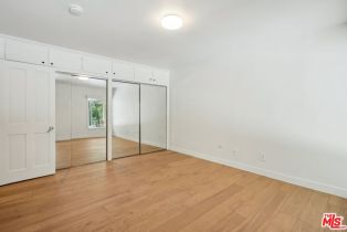 Single Family Residence, 4900 Queen Victoria rd, Woodland Hills, CA 91364 - 42