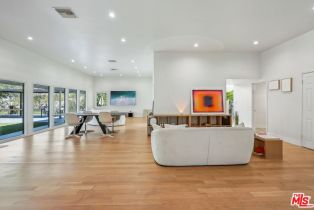 Single Family Residence, 4900 Queen Victoria rd, Woodland Hills, CA 91364 - 15