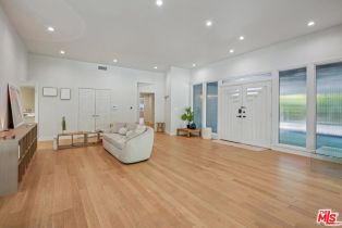 Single Family Residence, 4900 Queen Victoria rd, Woodland Hills, CA 91364 - 12