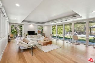 Single Family Residence, 4900 Queen Victoria rd, Woodland Hills, CA 91364 - 7