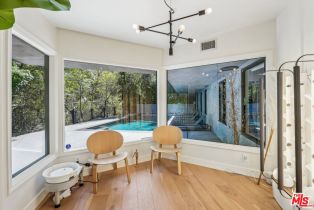 Single Family Residence, 4900 Queen Victoria rd, Woodland Hills, CA 91364 - 26