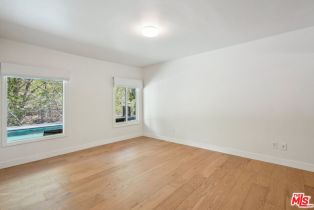 Single Family Residence, 4900 Queen Victoria rd, Woodland Hills, CA 91364 - 43