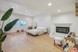 Single Family Residence, 4900 Queen Victoria rd, Woodland Hills, CA 91364 - 29