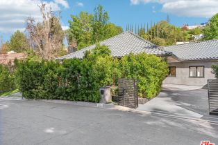 Single Family Residence, 4900 Queen Victoria rd, Woodland Hills, CA 91364 - 63