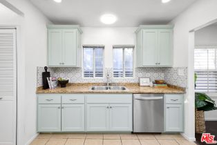 Single Family Residence, 905 5th ave, Venice, CA 90291 - 12