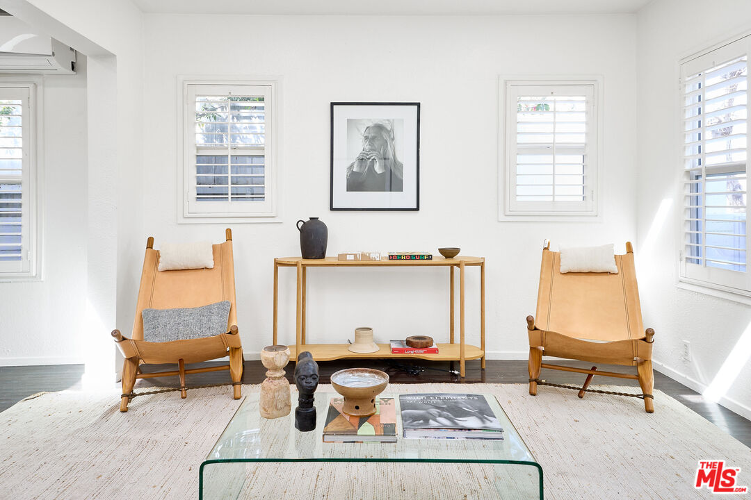 Single Family Residence, 905 5th ave, Venice, CA 90291 - 1