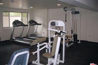 , 3111 4th st, Santa Monica, CA 90405 - 6