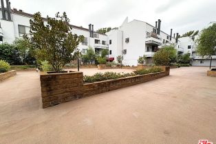 , 13331 Moorpark st, Sherman Oaks, CA 91423 - 2