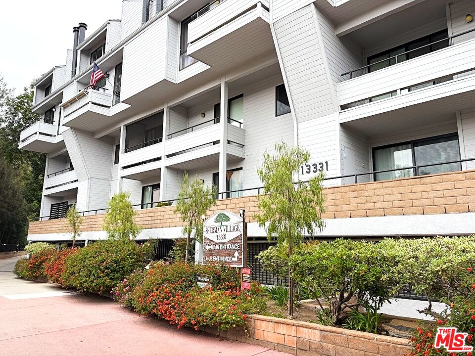 , 13331 Moorpark st, Sherman Oaks, CA 91423 - 1