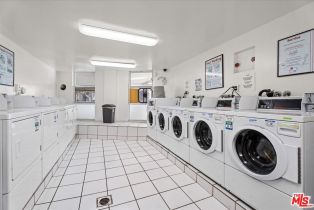 Condominium, 2311 4th st, Santa Monica, CA 90405 - 21