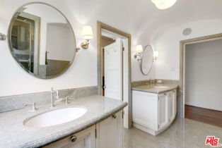 Residential Income, 432 Smithwood dr, Beverly Hills, CA 90212 - 26