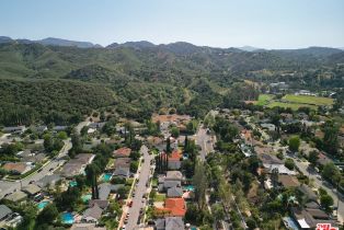 Single Family Residence, 22651 Jameson dr, Calabasas, CA 91302 - 38