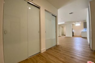 , 9265 BURTON way, Beverly Hills, CA 90210 - 2