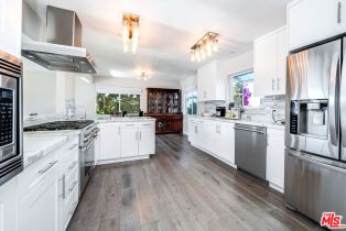 Single Family Residence, 3909 Glenridge dr, Sherman Oaks, CA 91423 - 17