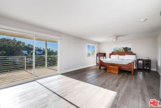 Single Family Residence, 3909 Glenridge dr, Sherman Oaks, CA 91423 - 28