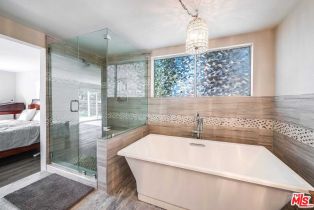 Single Family Residence, 3909 Glenridge dr, Sherman Oaks, CA 91423 - 32