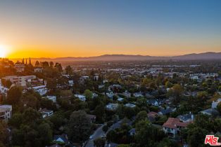 Single Family Residence, 3909 Glenridge dr, Sherman Oaks, CA 91423 - 45