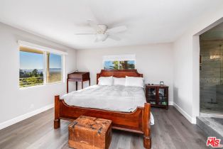 Single Family Residence, 3909 Glenridge dr, Sherman Oaks, CA 91423 - 29