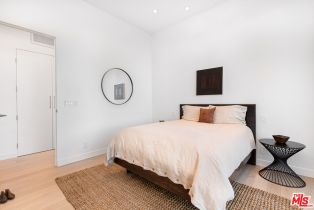 , 9960 BEVERLY GROVE Dr. dr, Beverly Hills, CA 90210 - 24