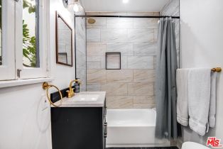 , 9622 Highland Gorge dr, Beverly Hills, CA 90210 - 7