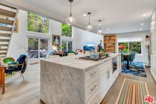 , 3906 Alta Mesa dr, Studio City, CA 91604 - 7