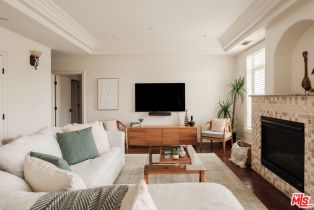 Condominium, 11582 Moorpark st, Studio City, CA 91602 - 7