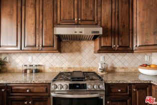 Condominium, 11582 Moorpark st, Studio City, CA 91602 - 17