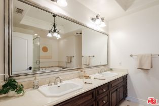 Condominium, 11582 Moorpark st, Studio City, CA 91602 - 28