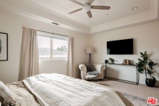 Condominium, 11582 Moorpark st, Studio City, CA 91602 - 26