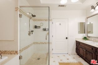 Condominium, 11582 Moorpark st, Studio City, CA 91602 - 31