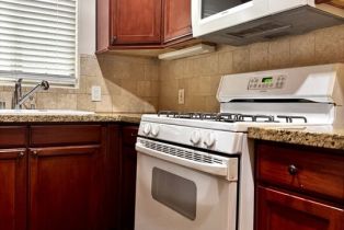 Apartment, 248 Reeves dr, Beverly Hills, CA 90212 - 9