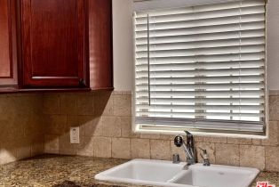 Apartment, 248 Reeves dr, Beverly Hills, CA 90212 - 10