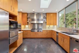 Single Family Residence, 1163 Calle Vista dr, Beverly Hills, CA 90210 - 9