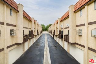 Residential Income, 5307 Colodny dr, Agoura Hills, CA 91301 - 5