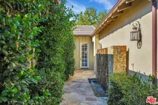 , 29734 Mulholland hwy, Agoura Hills, CA 91301 - 3