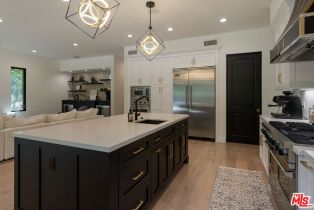 , 15451 Varden st, Sherman Oaks, CA 91403 - 17