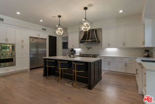 , 15451 Varden st, Sherman Oaks, CA 91403 - 15