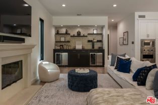 , 15451 Varden st, Sherman Oaks, CA 91403 - 21